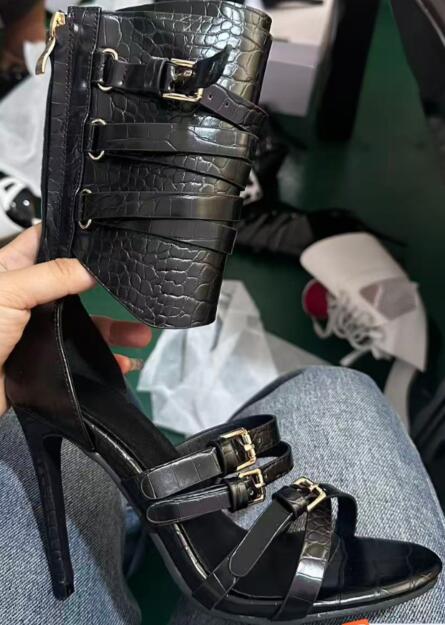 Sexy Black Leather Open Toe Cr - Sandal Strappy Heeled recension och pris